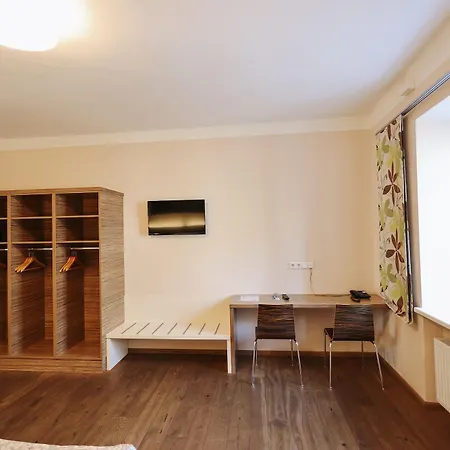 Szálloda Altstadt Hofwirt 3*