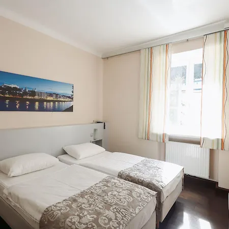 Altstadt Hofwirt 3* Зальцбург